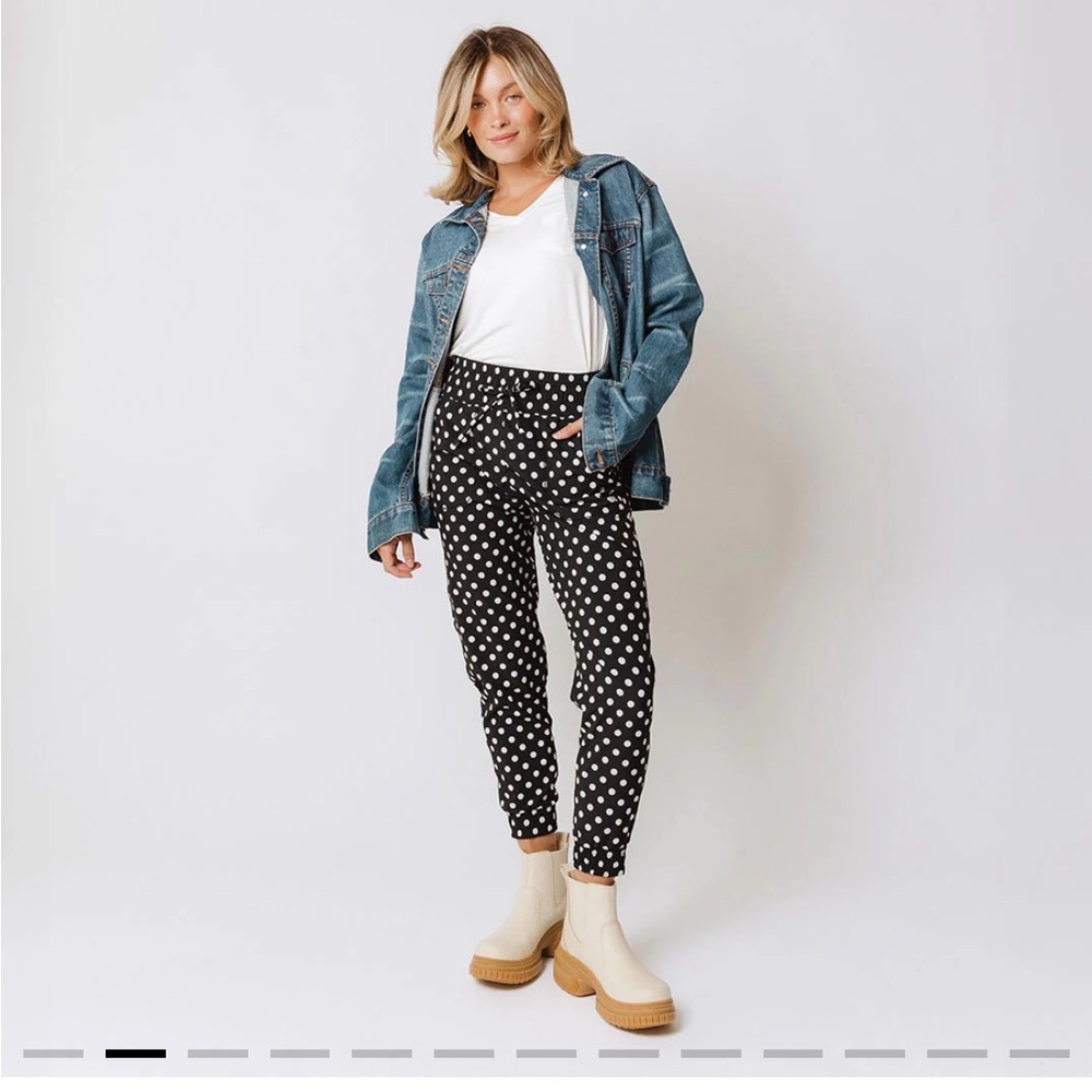 Albion Black and White Polka Dot jetsetter nwt